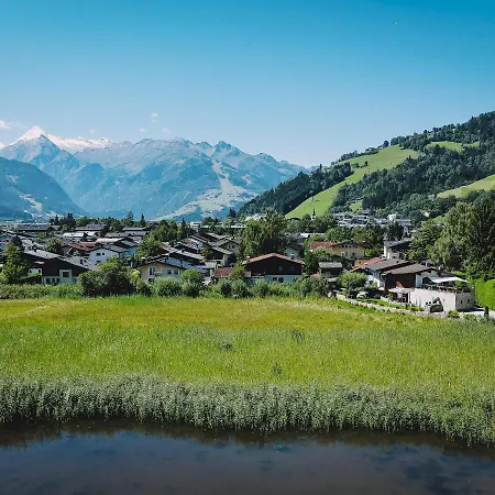 Apartment Lakeside Plattner By We Rent, Summercard Included Zell am See