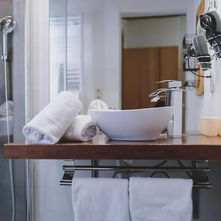 Apartment Lakeside Plattner By We Rent, Summercard Included *