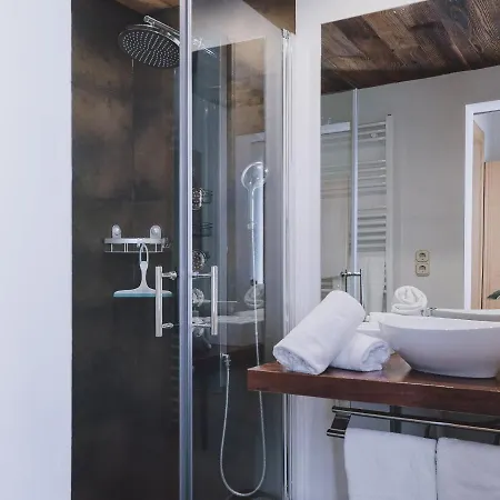 Lakeside Plattner By We Rent, Summercard Included