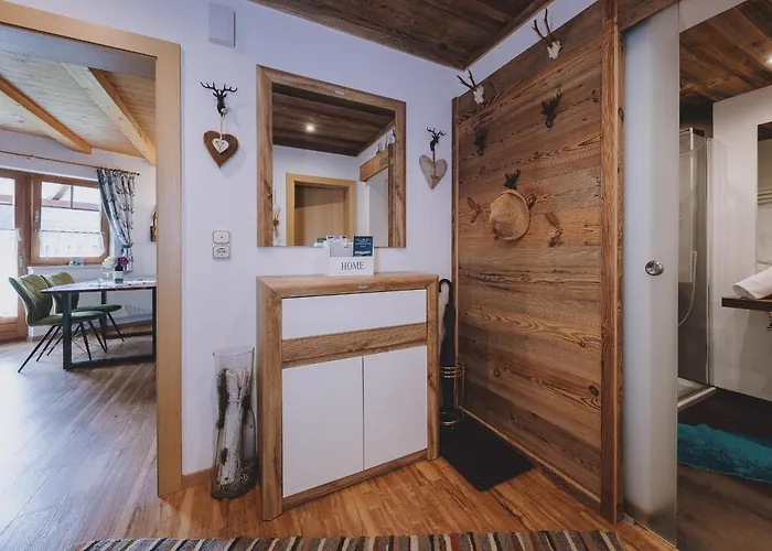 Lakeside Plattner By We Rent, Summercard Included Apartman *