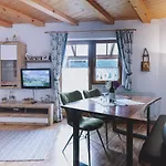 Lakeside Plattner By We Rent, Summercard Included Apartment