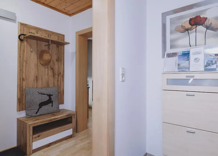 Lakeside Plattner By We Rent, Summercard Included Apartamento